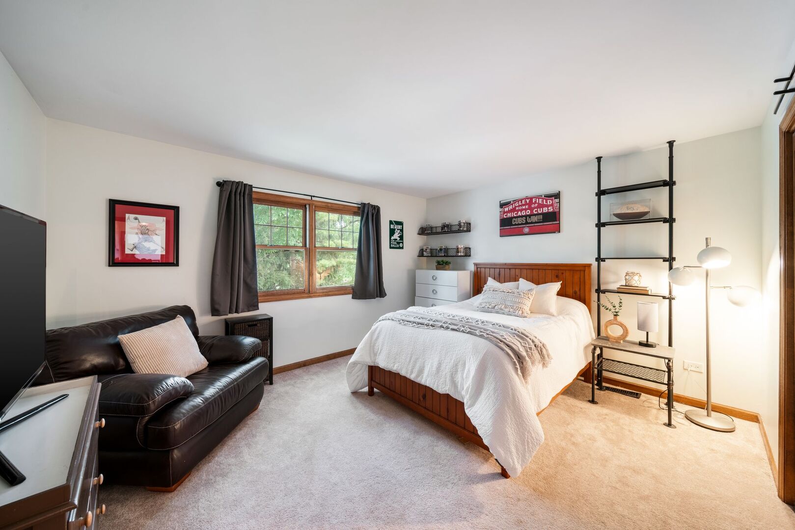 565 Jeffrey Avenue, Grayslake, IL 60030
