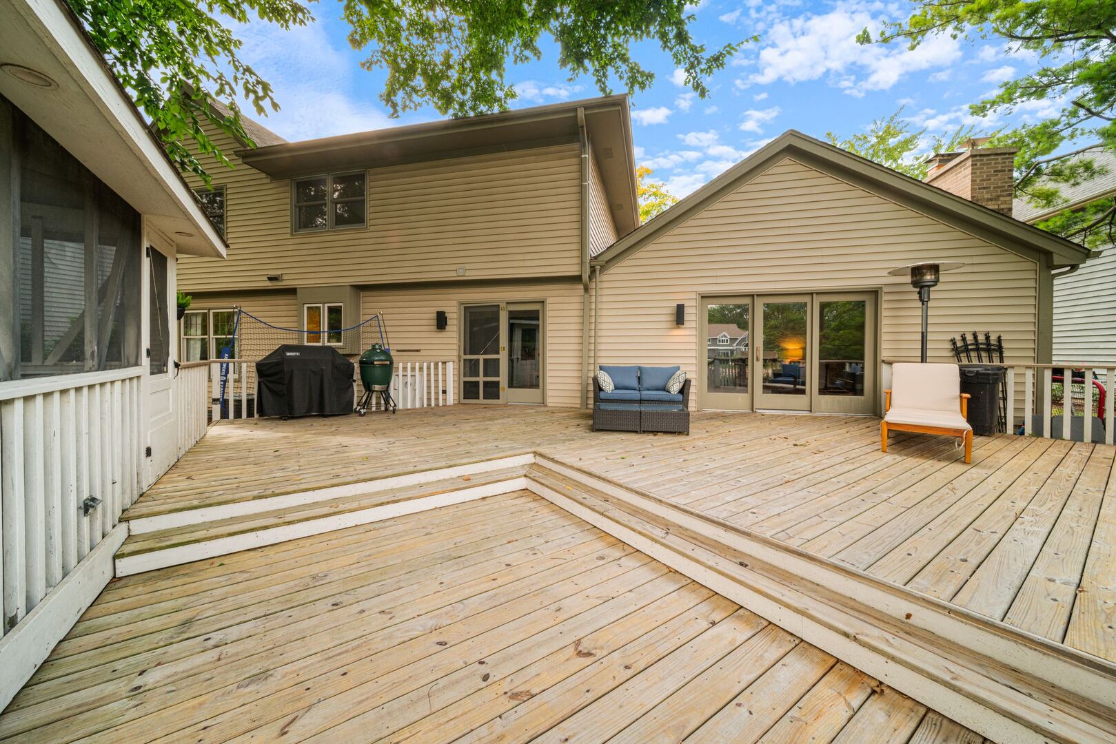 565 Jeffrey Avenue, Grayslake, IL 60030