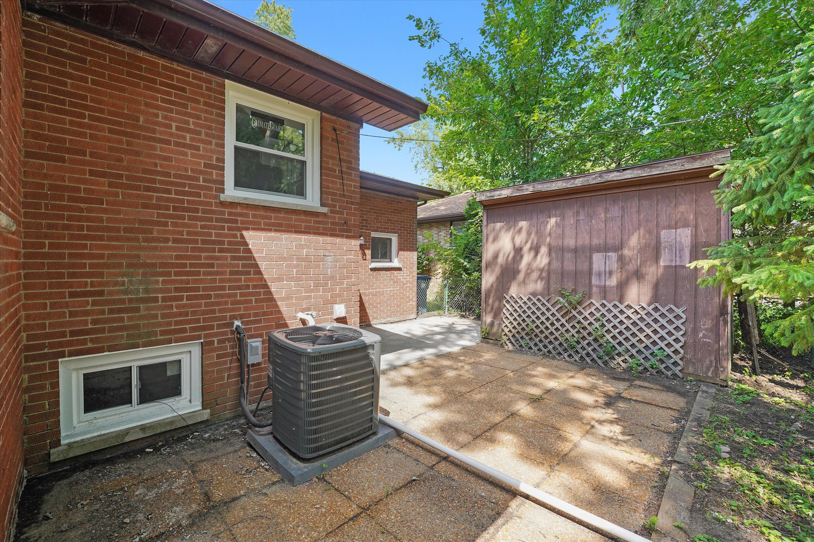 3755 EMERALD Avenue, Steger, IL 60475