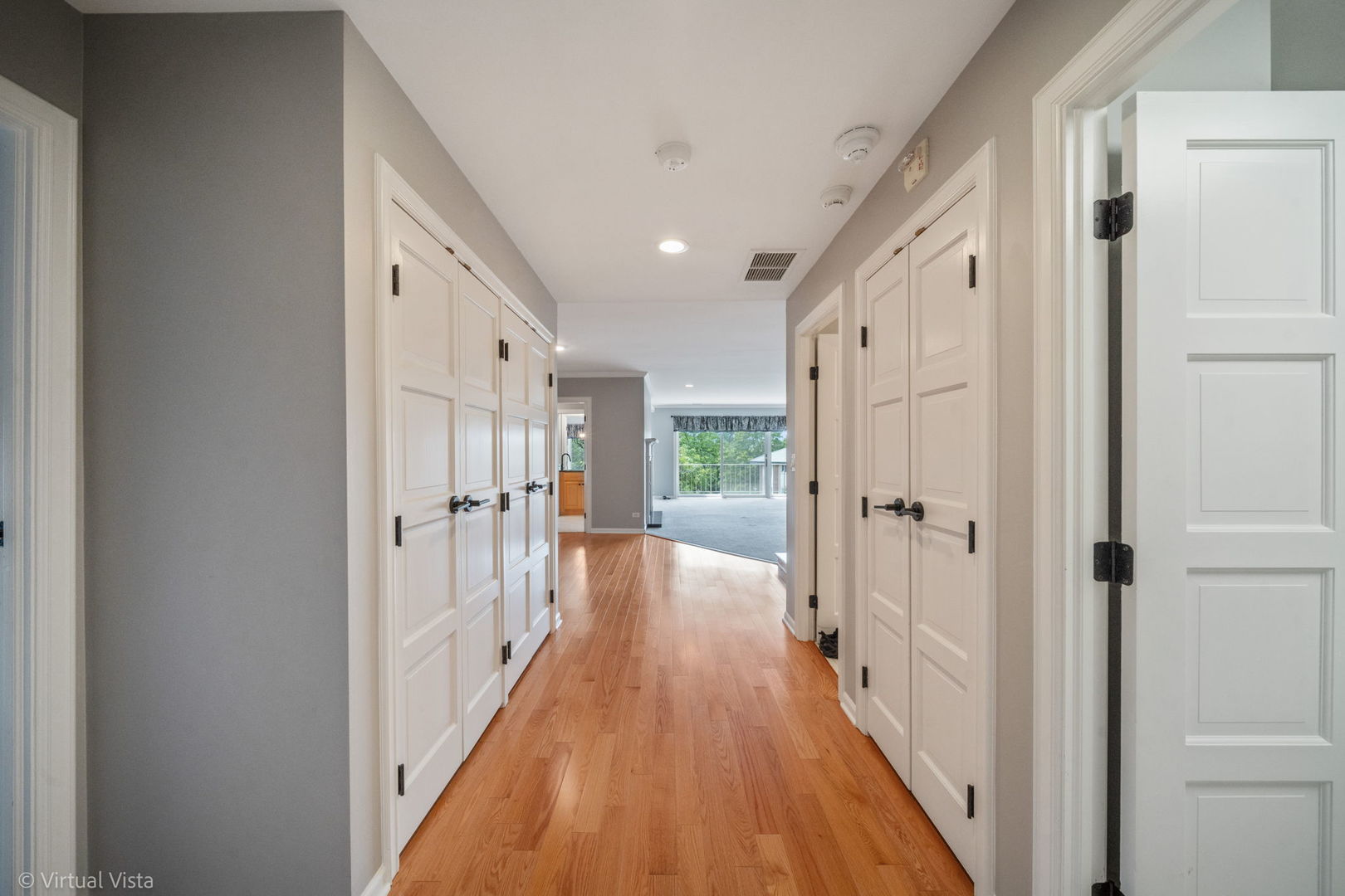 5 Oak Brook Club Drive #P3N, Oak Brook, IL 60523