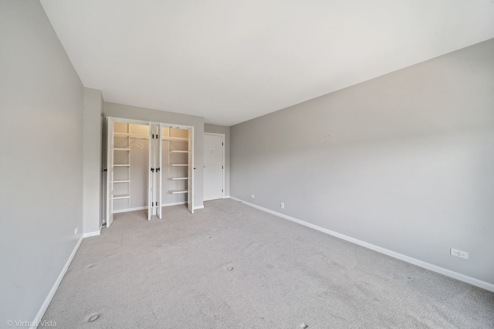 5 Oak Brook Club Drive #P3N, Oak Brook, IL 60523