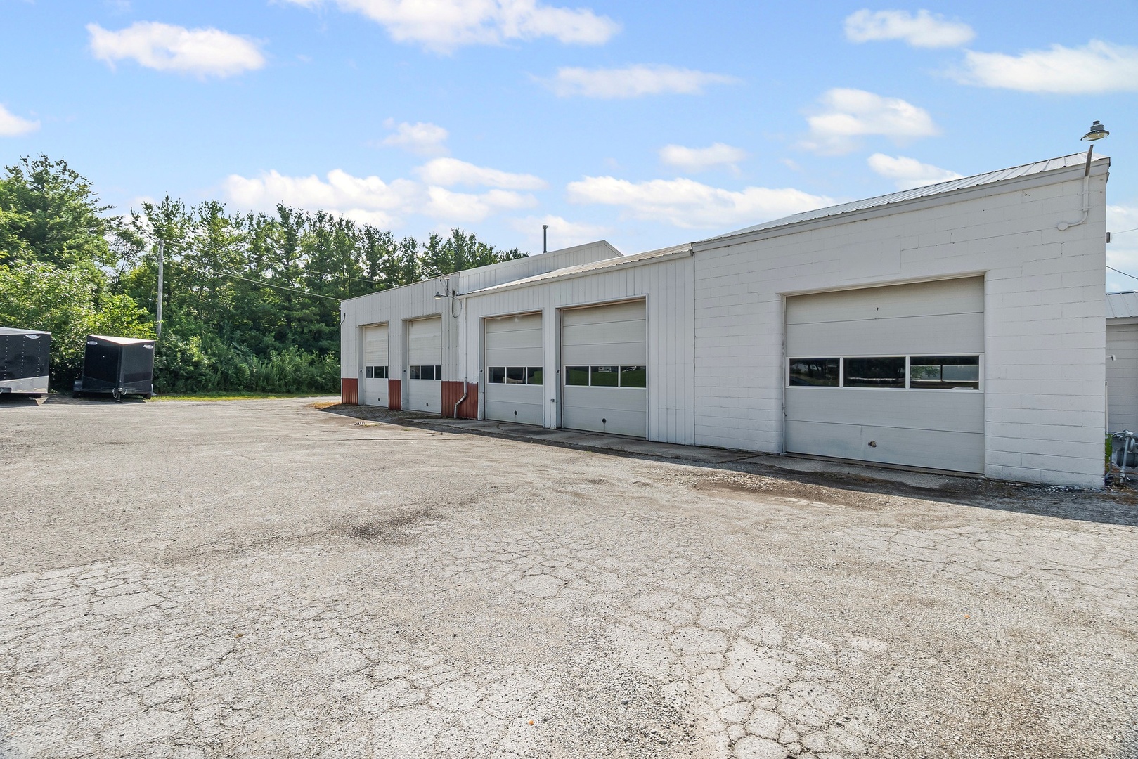 525 S Dixie Highway, Beecher, IL 60401