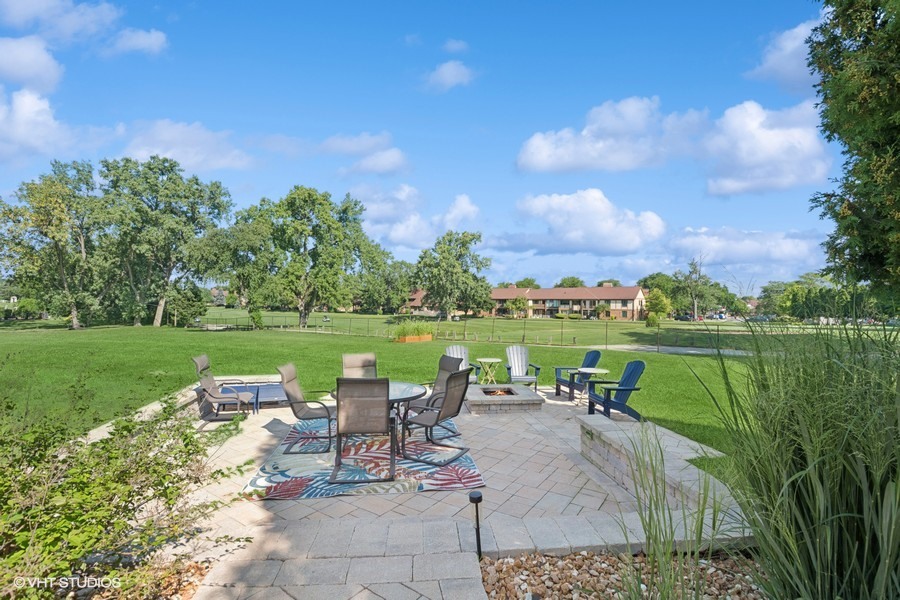 7600 Mcintosh Drive, Orland Park, IL 60462