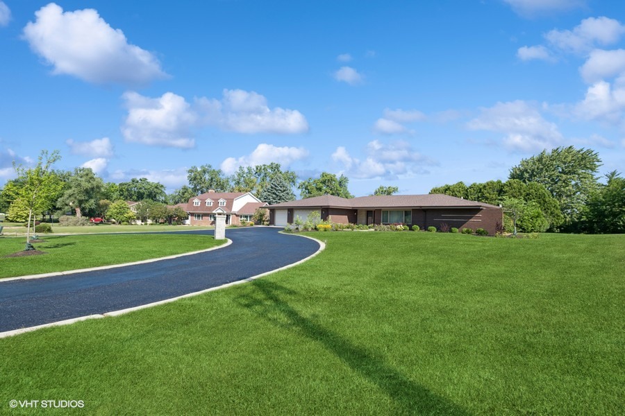 7600 Mcintosh Drive, Orland Park, IL 60462