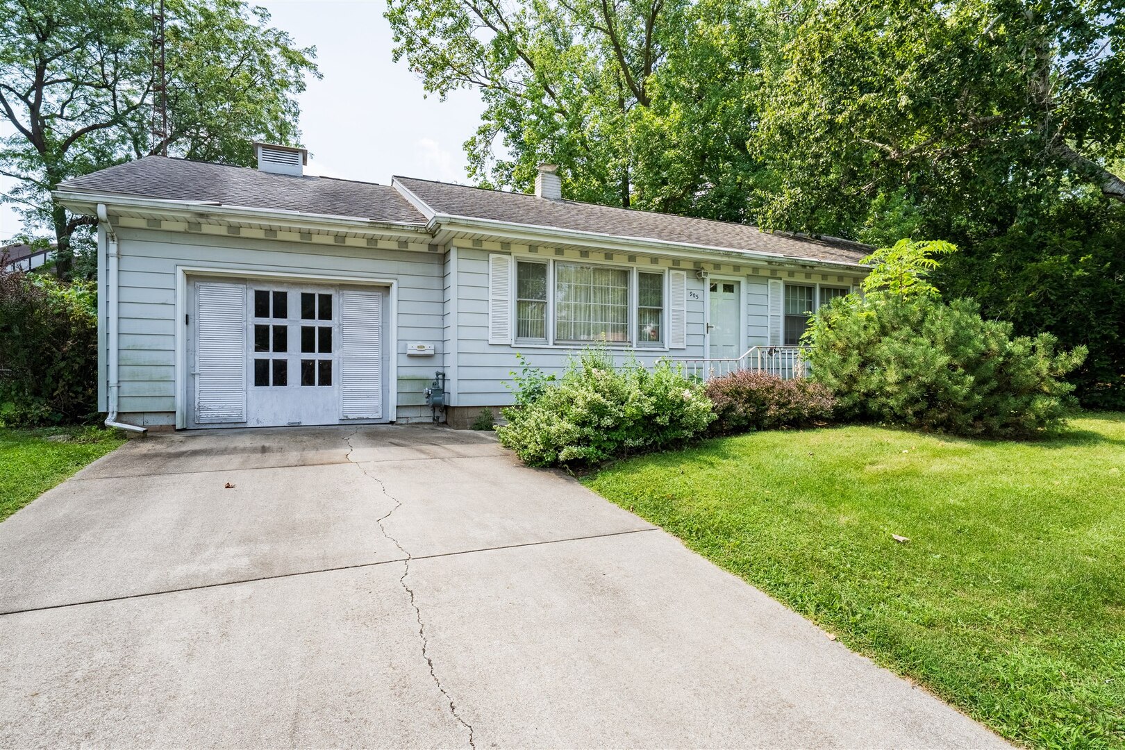 905 Ruston Avenue, Normal, IL 61761