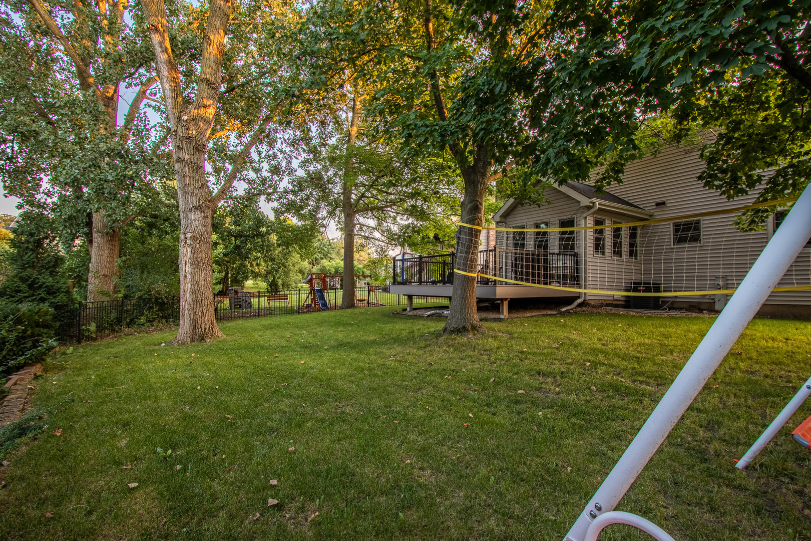 1201 Pinetree Lane, Bartlett, IL 60103