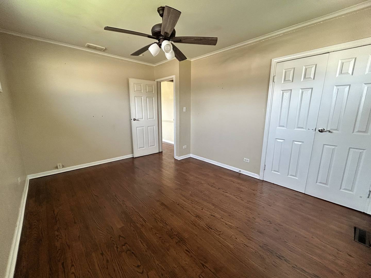 4000 W 107th Street, Oak Lawn, IL 60453