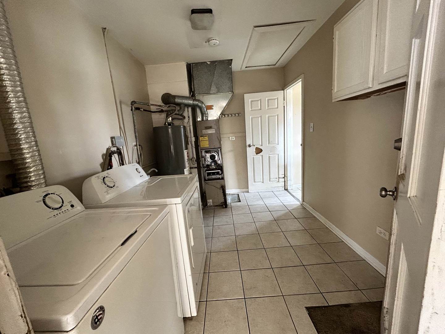 4000 W 107th Street, Oak Lawn, IL 60453