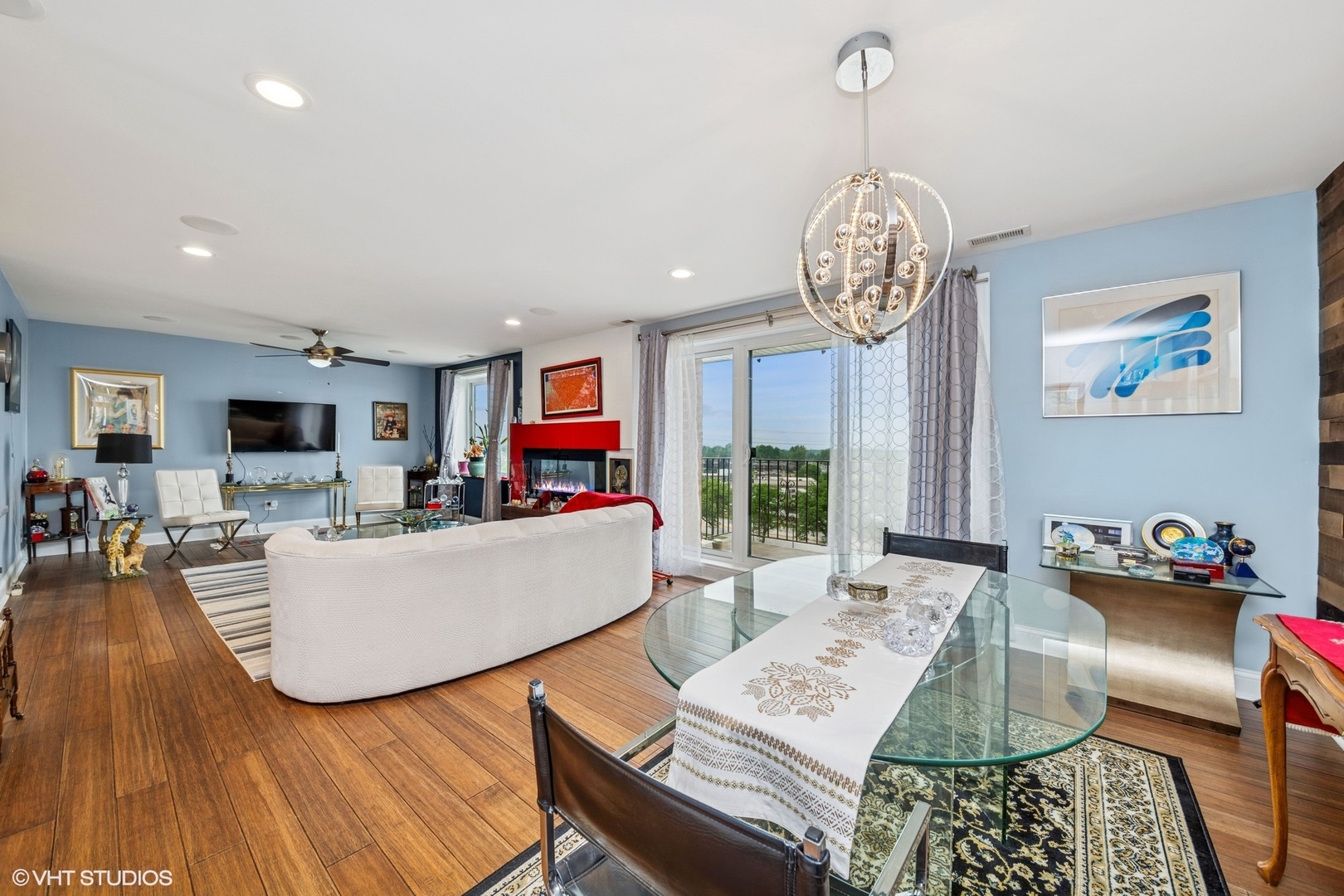 1717 W Crystal Lane #701, Mount Prospect, IL 60056