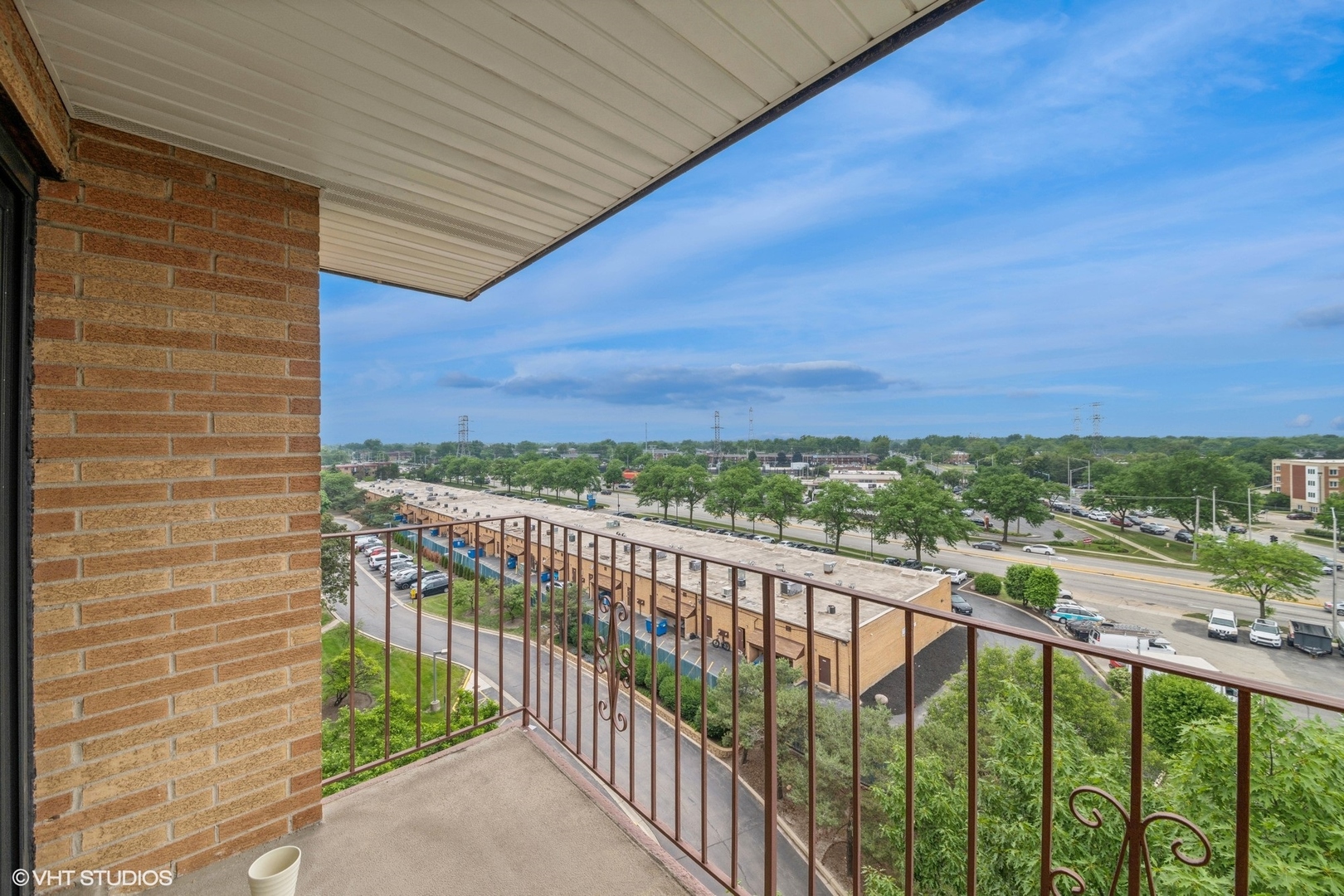 1717 W Crystal Lane #701, Mount Prospect, IL 60056