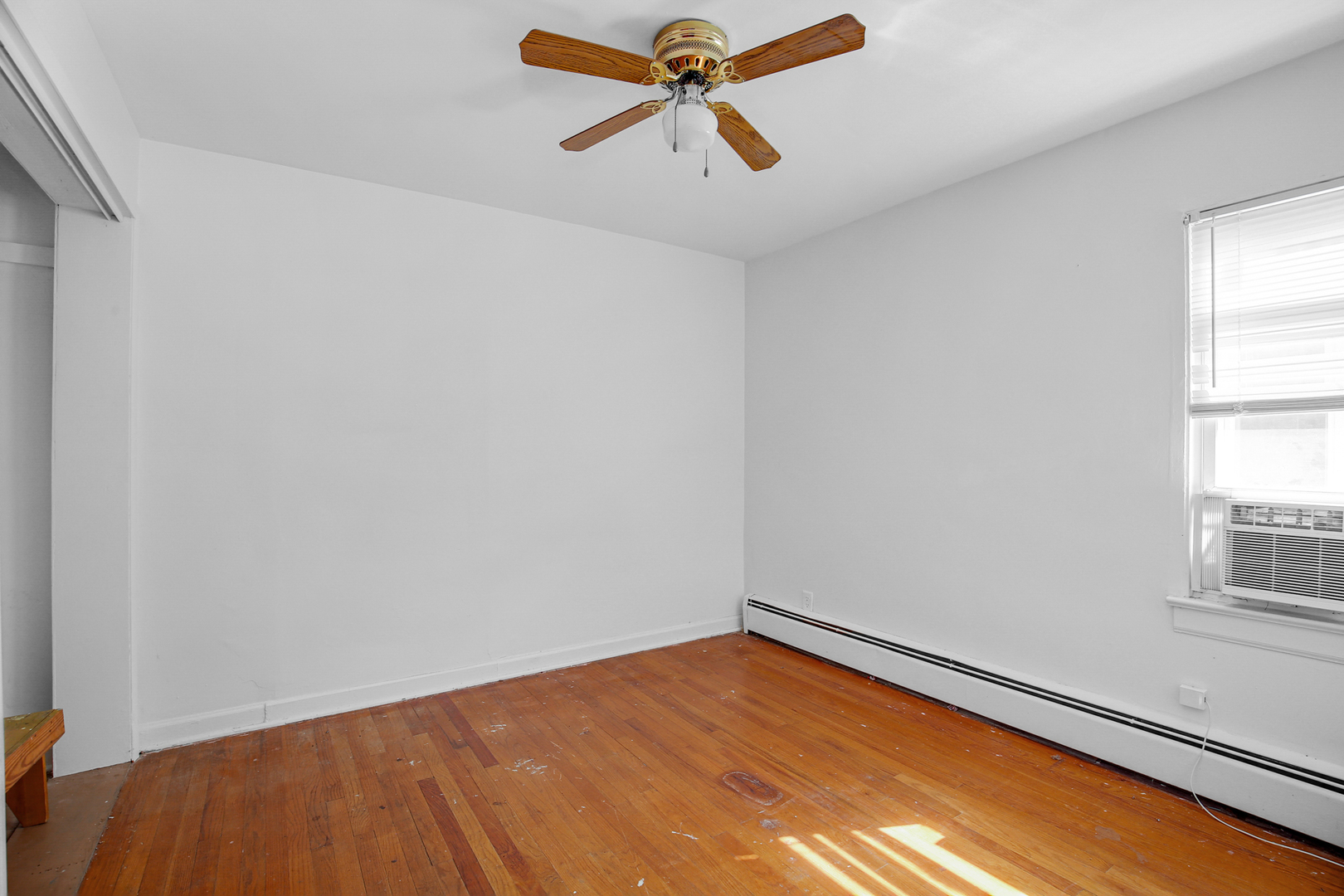39 Mckinley Avenue, Steger, IL 60475