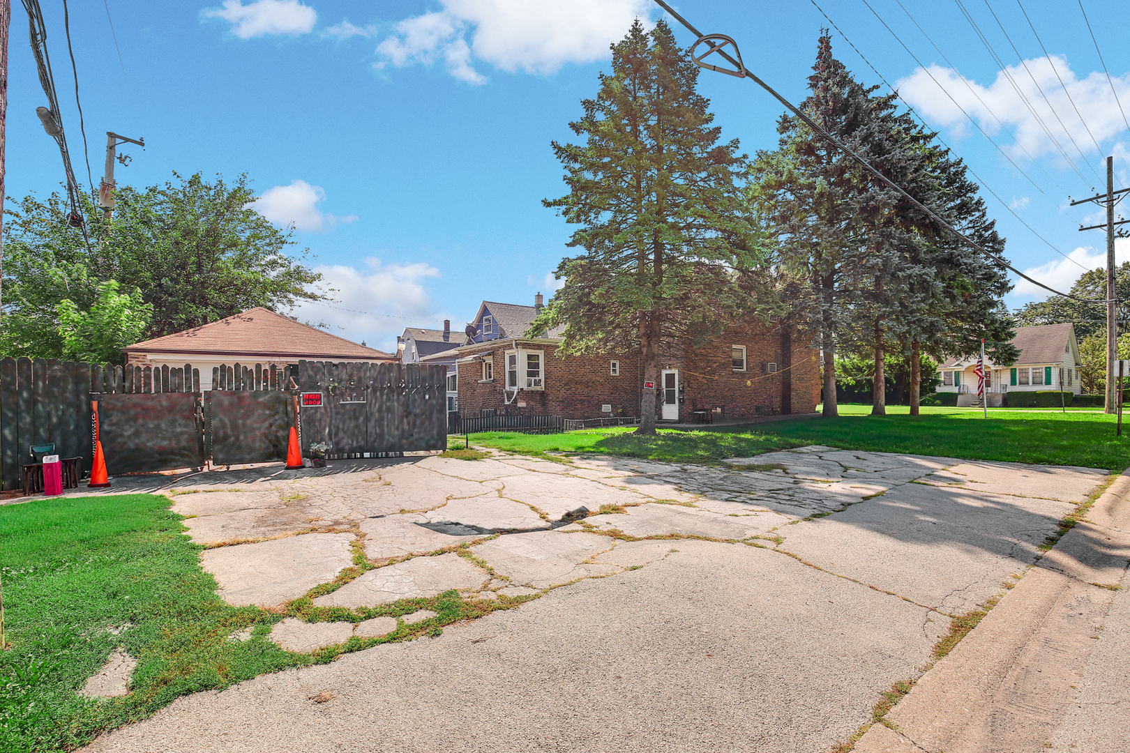 39 Mckinley Avenue, Steger, IL 60475