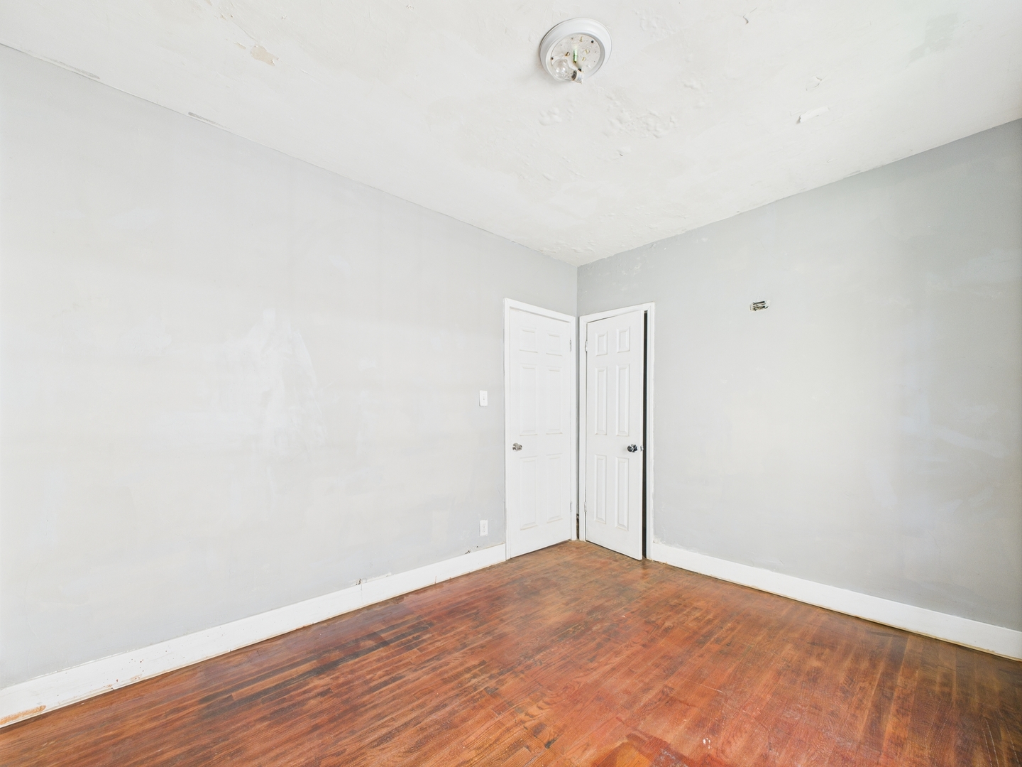 11922 S Perry Avenue, Chicago, IL 60628