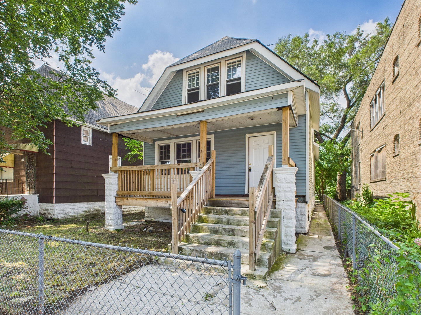 11922 S Perry Avenue, Chicago, IL 60628