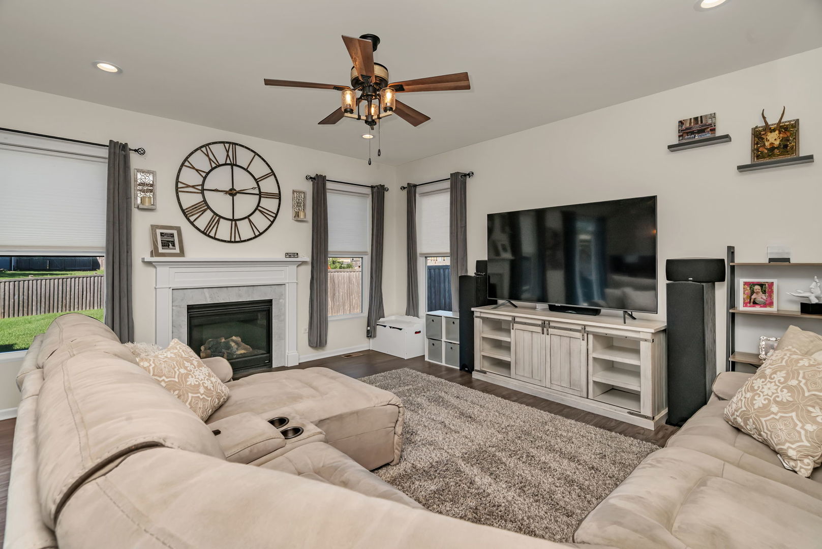 25954 S White Oak Trail, Channahon, IL 60410