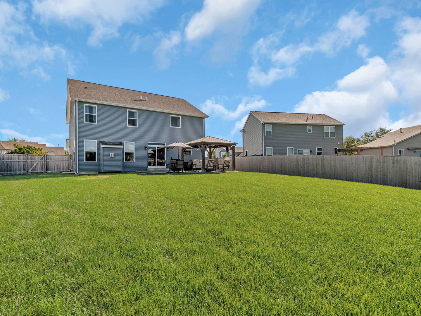 25954 S White Oak Trail, Channahon, IL 60410
