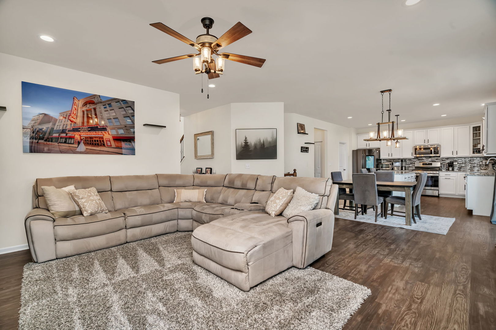 25954 S White Oak Trail, Channahon, IL 60410