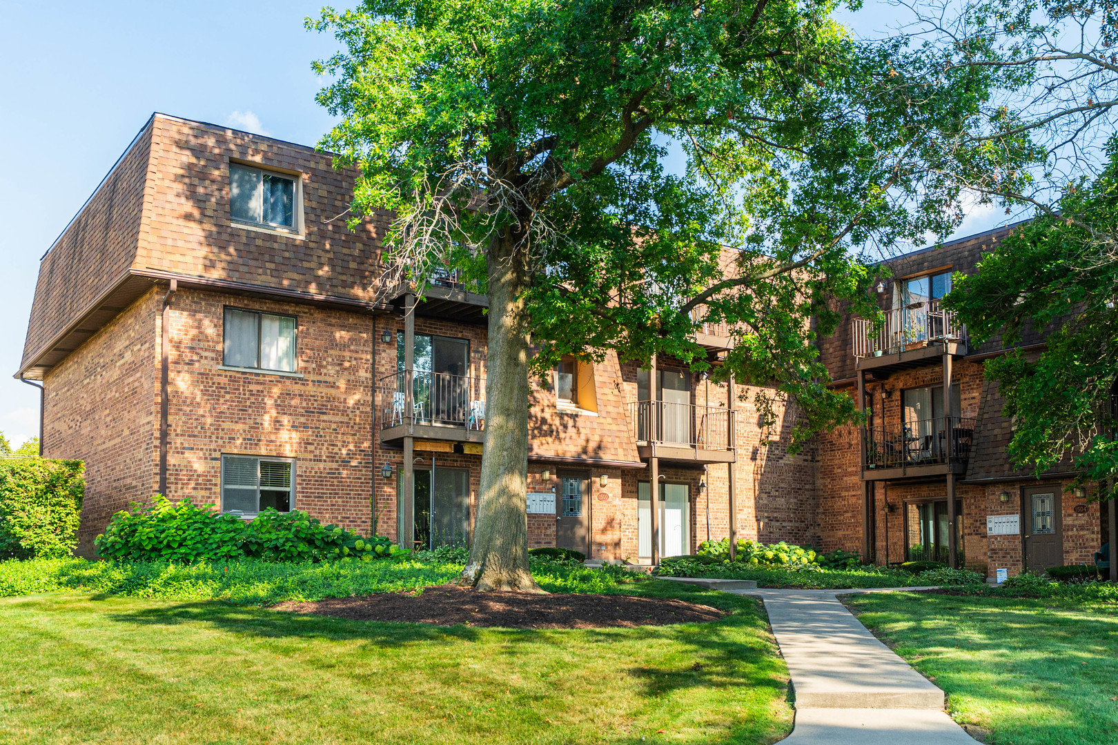 1500 S Fairfield Avenue #13B, Lombard, IL 60148