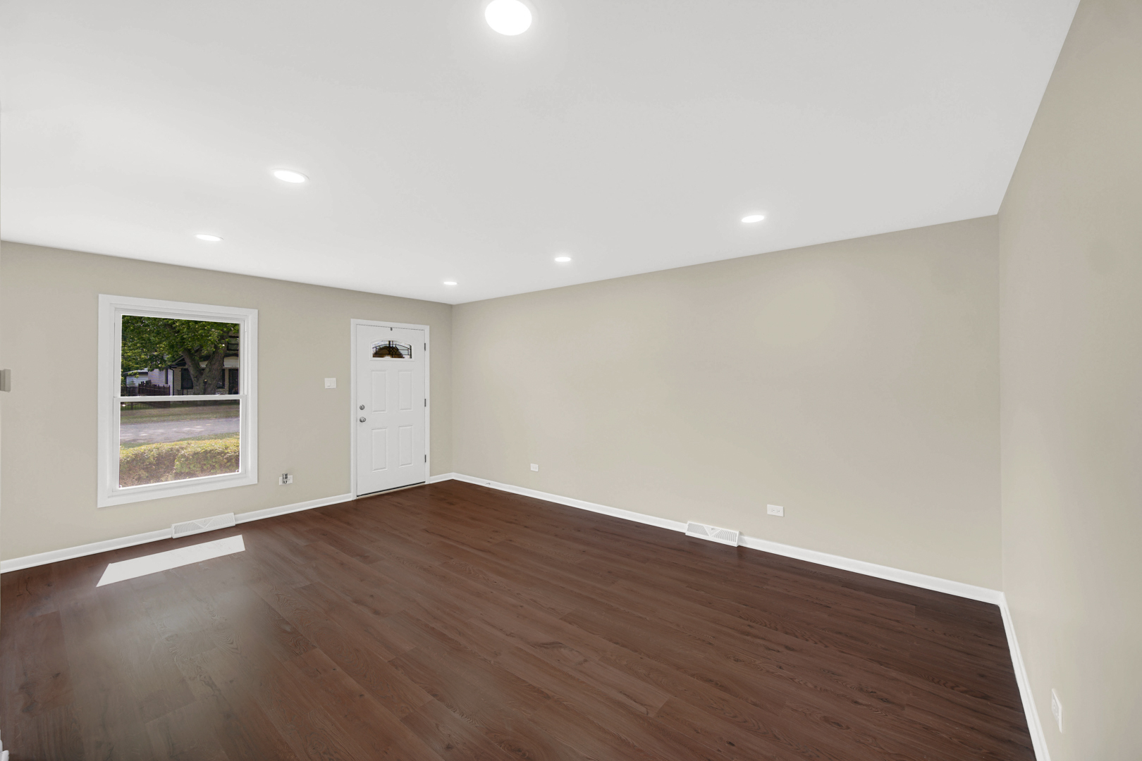 14112 S Hoxie Avenue, Burnham, IL 60633