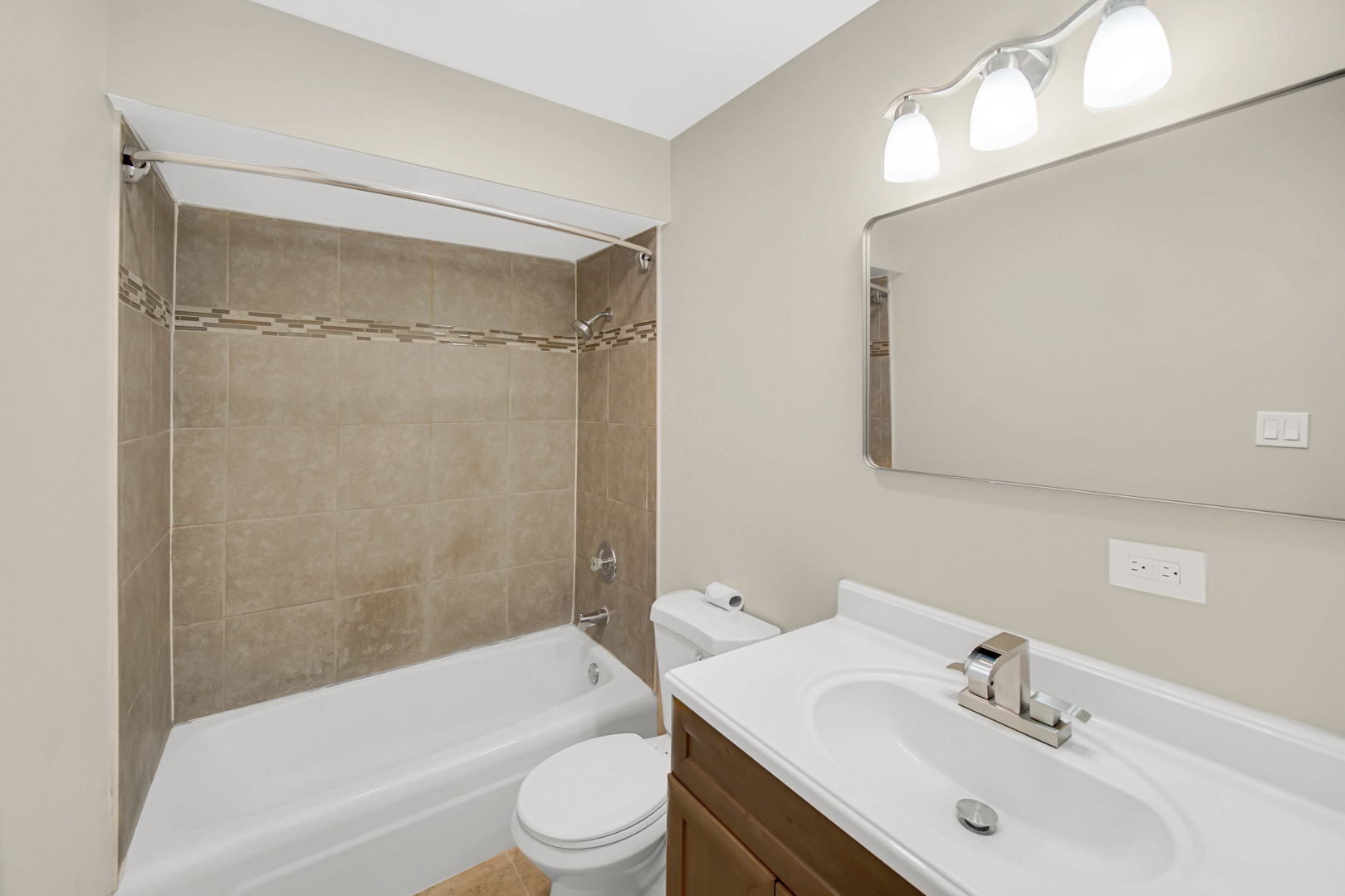 14112 S Hoxie Avenue, Burnham, IL 60633