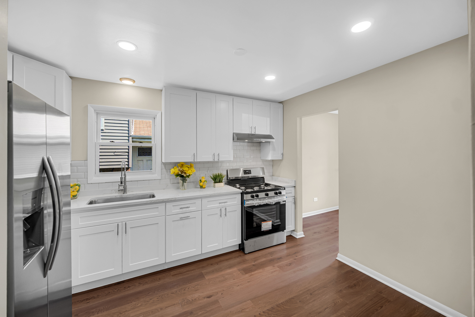 14112 S Hoxie Avenue, Burnham, IL 60633