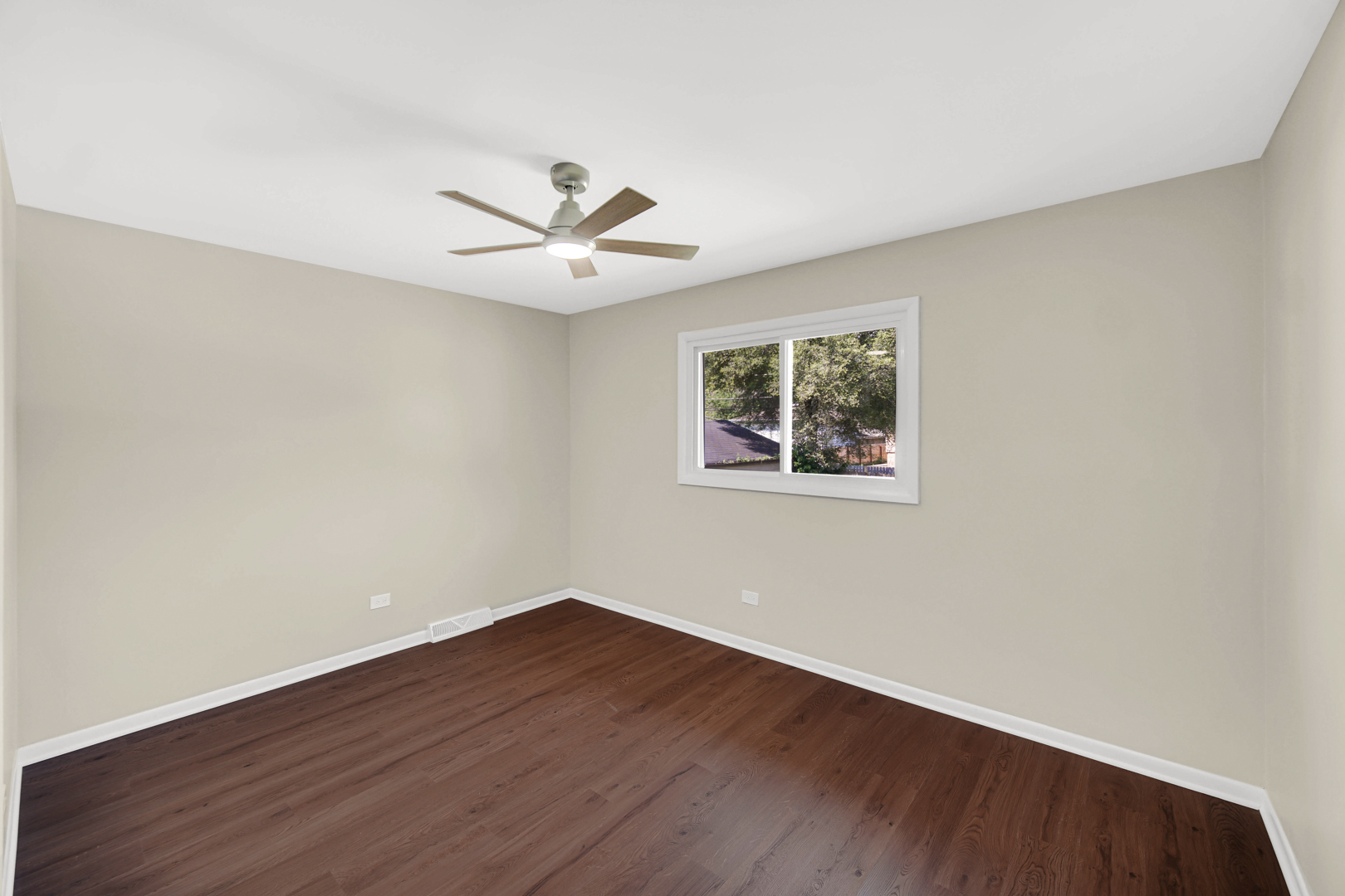 14112 S Hoxie Avenue, Burnham, IL 60633