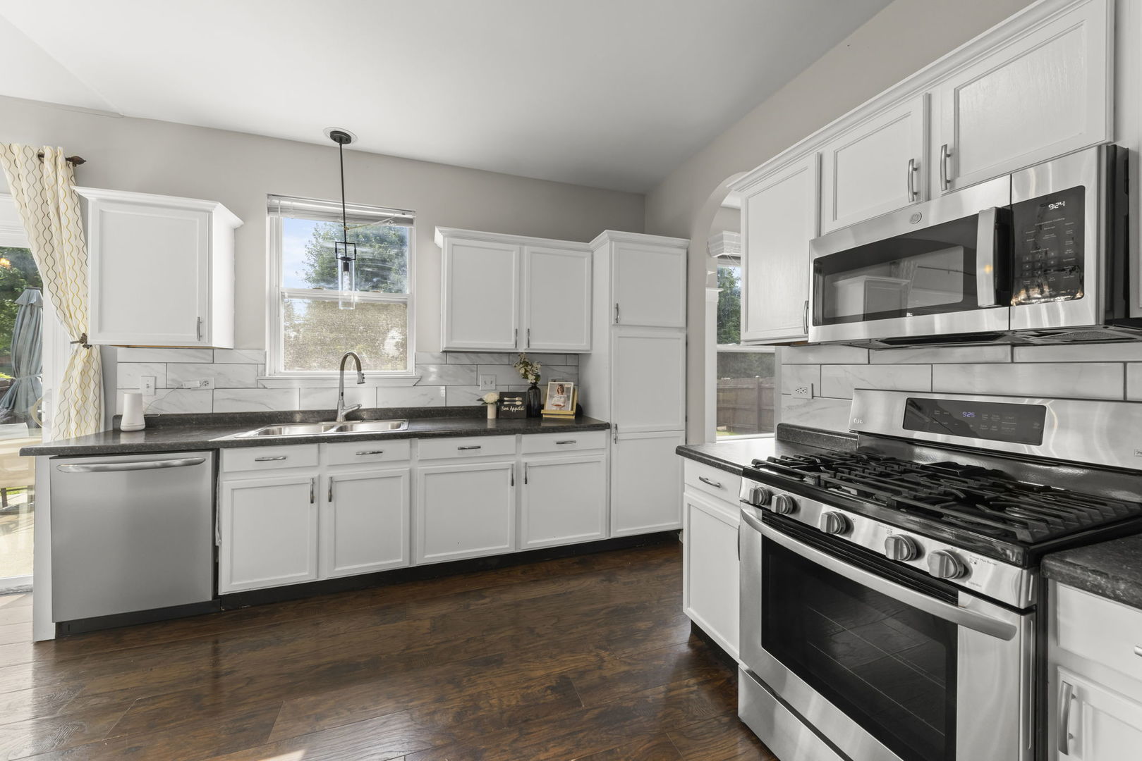 11337 S Preakness Drive, Plainfield, IL 60585