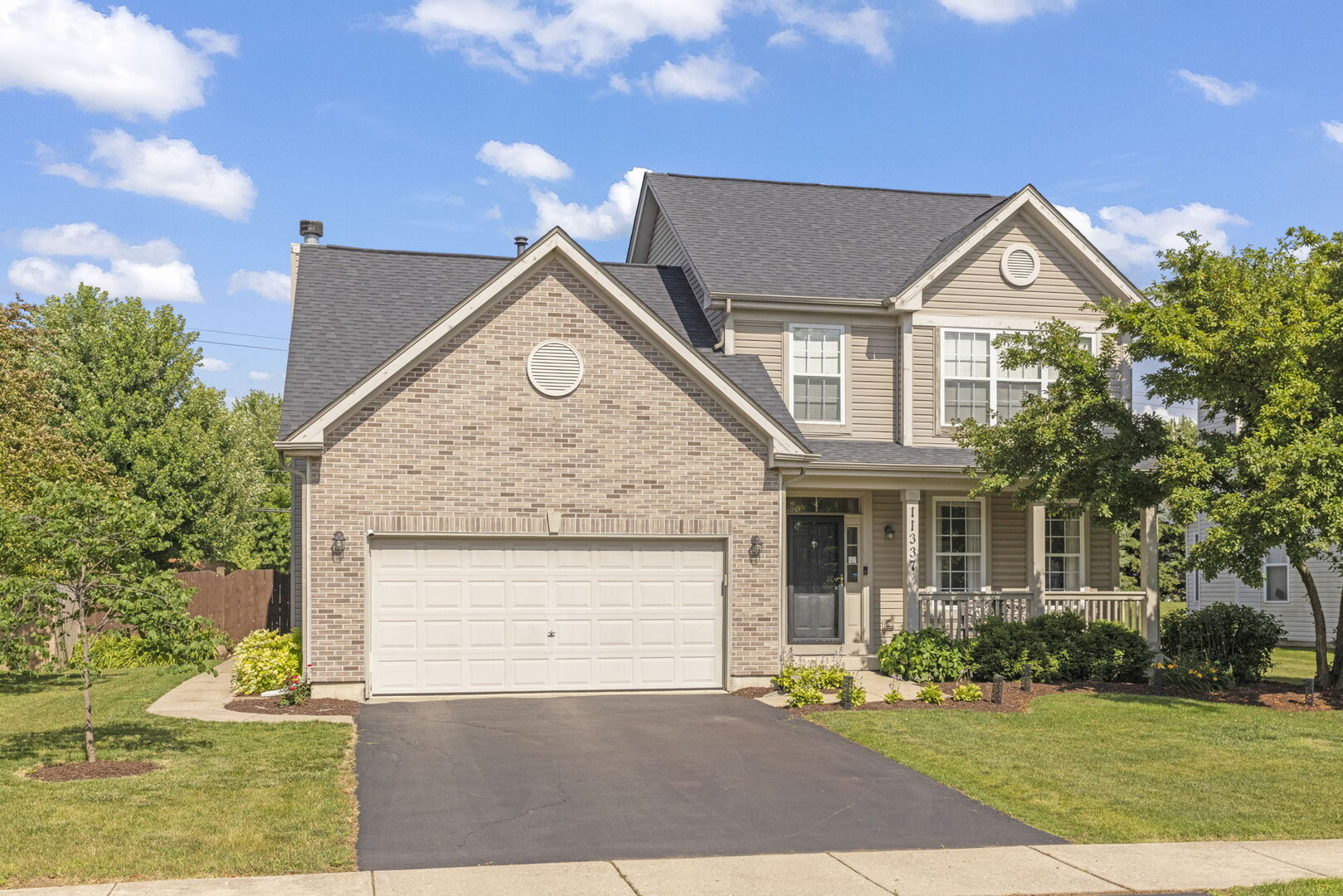11337 S Preakness Drive, Plainfield, IL 60585
