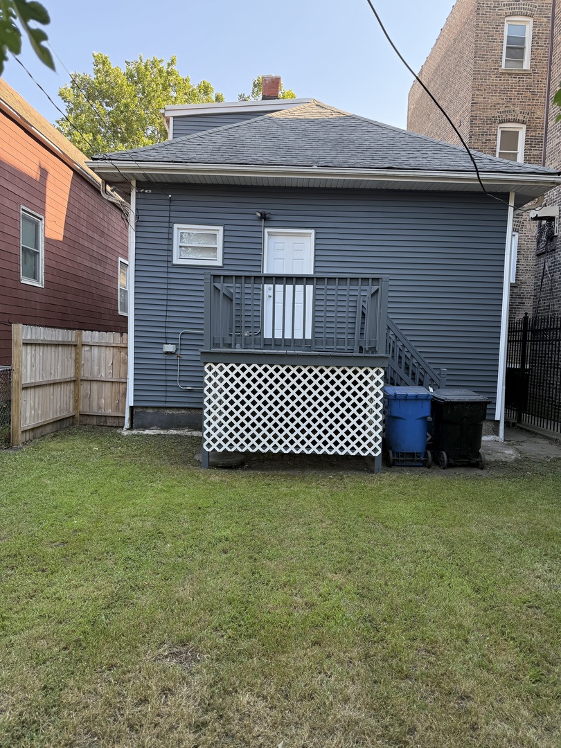 2706 E 78th Street, Chicago, IL 60649