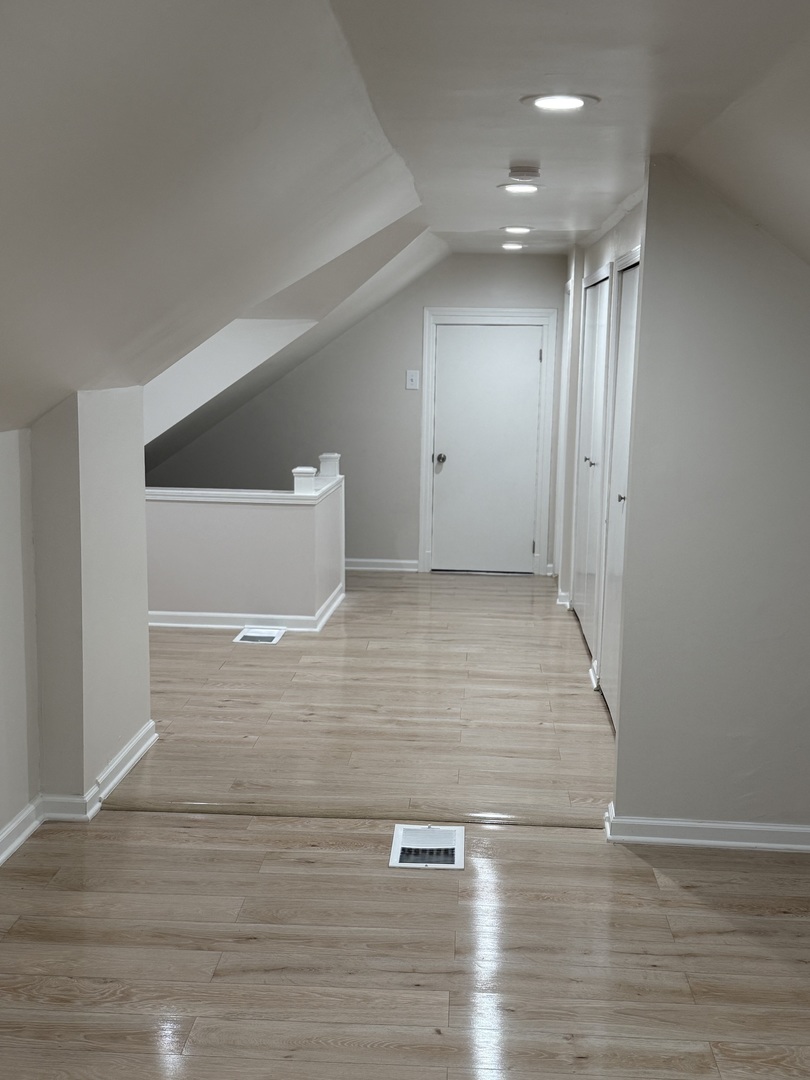 2706 E 78th Street, Chicago, IL 60649