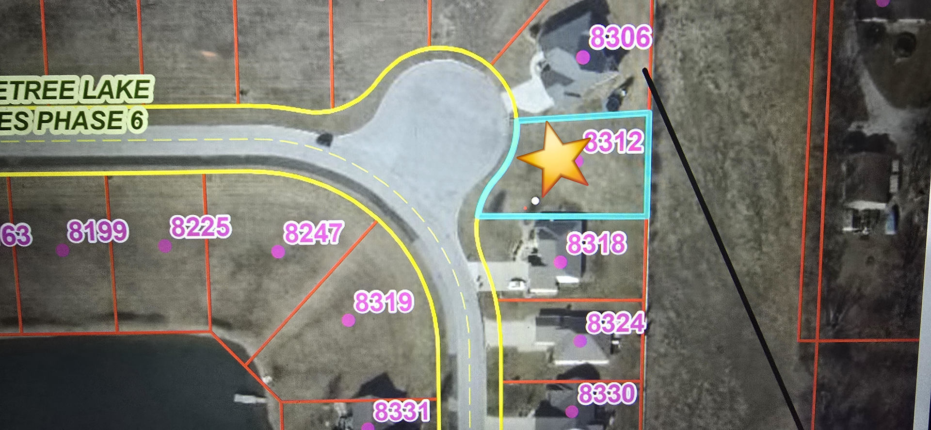 8312 Doubletree Drive, Winfield, IN 46307