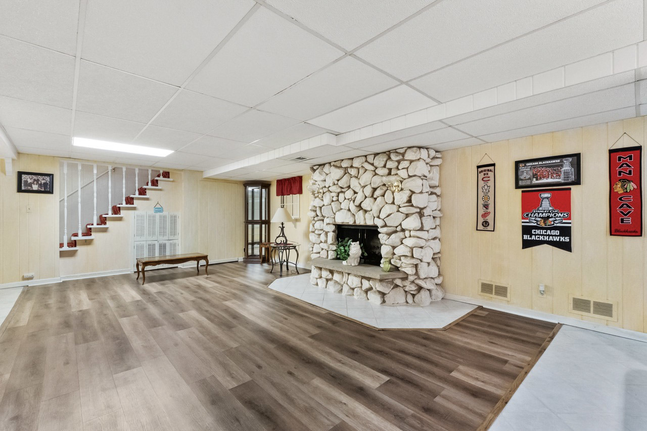 13521 W Catawba Lane, Homer Glen, IL 60491