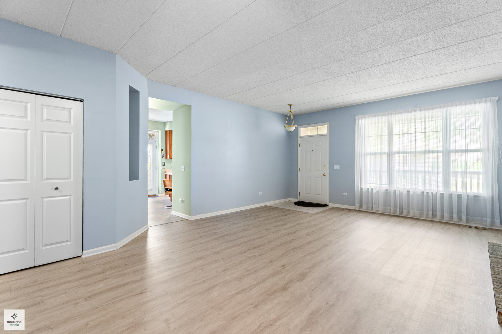 513 E Saddlebrook Lane #513, Vernon Hills, IL 60061