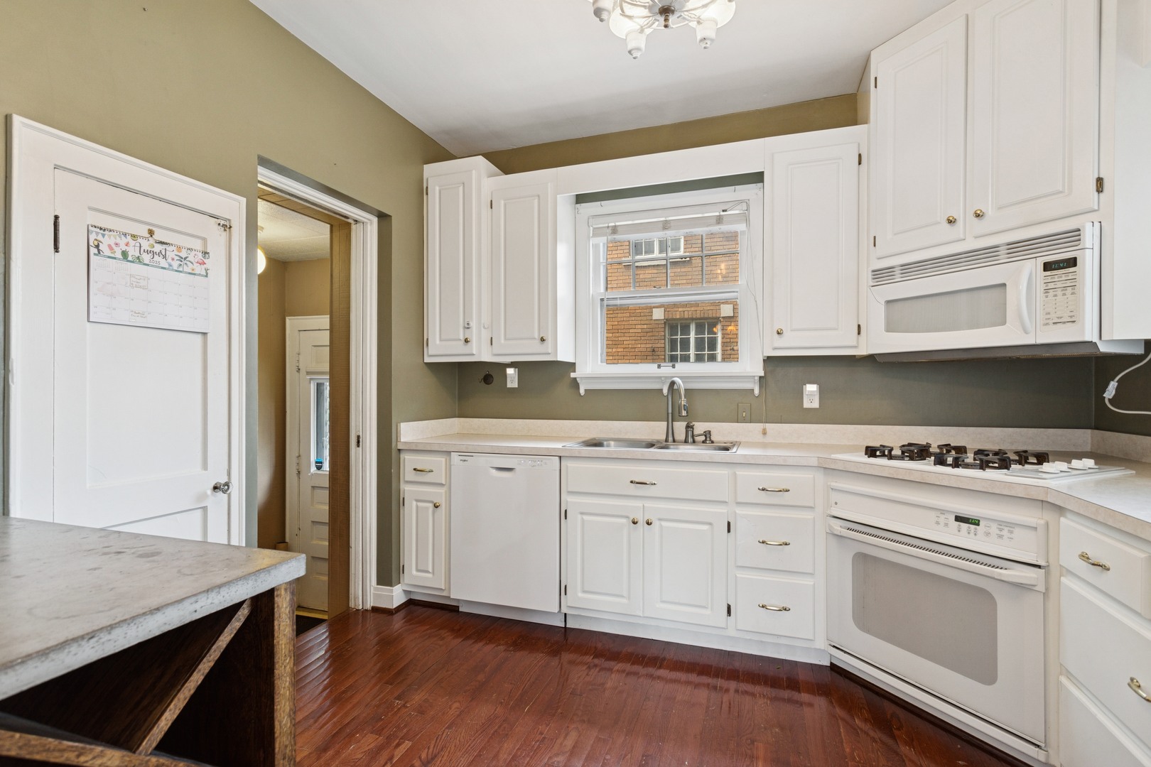 807 Sherwood Place, Joliet, IL 60435