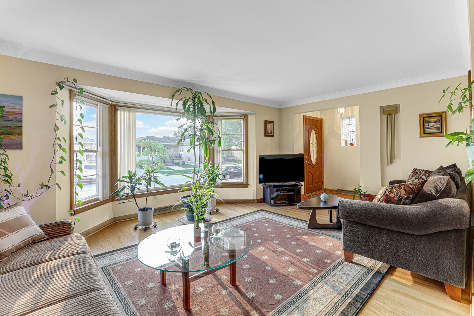 4943 N Newland Avenue, Chicago, IL 60656