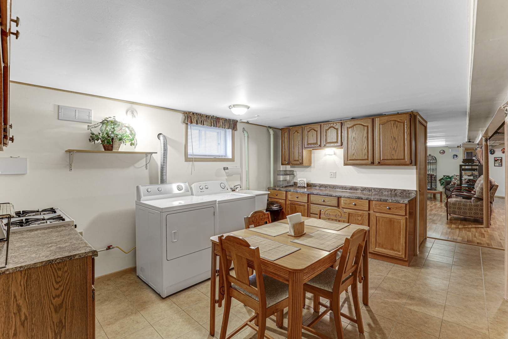 4943 N Newland Avenue, Chicago, IL 60656