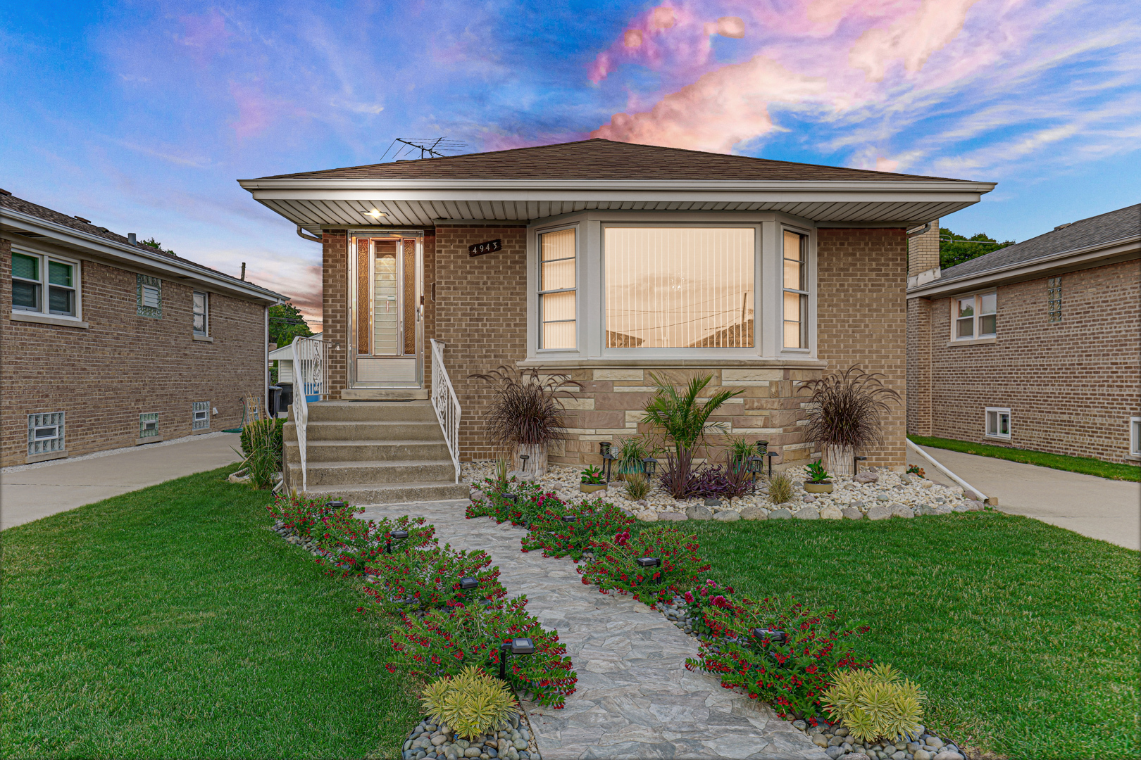 4943 N Newland Avenue, Chicago, IL 60656