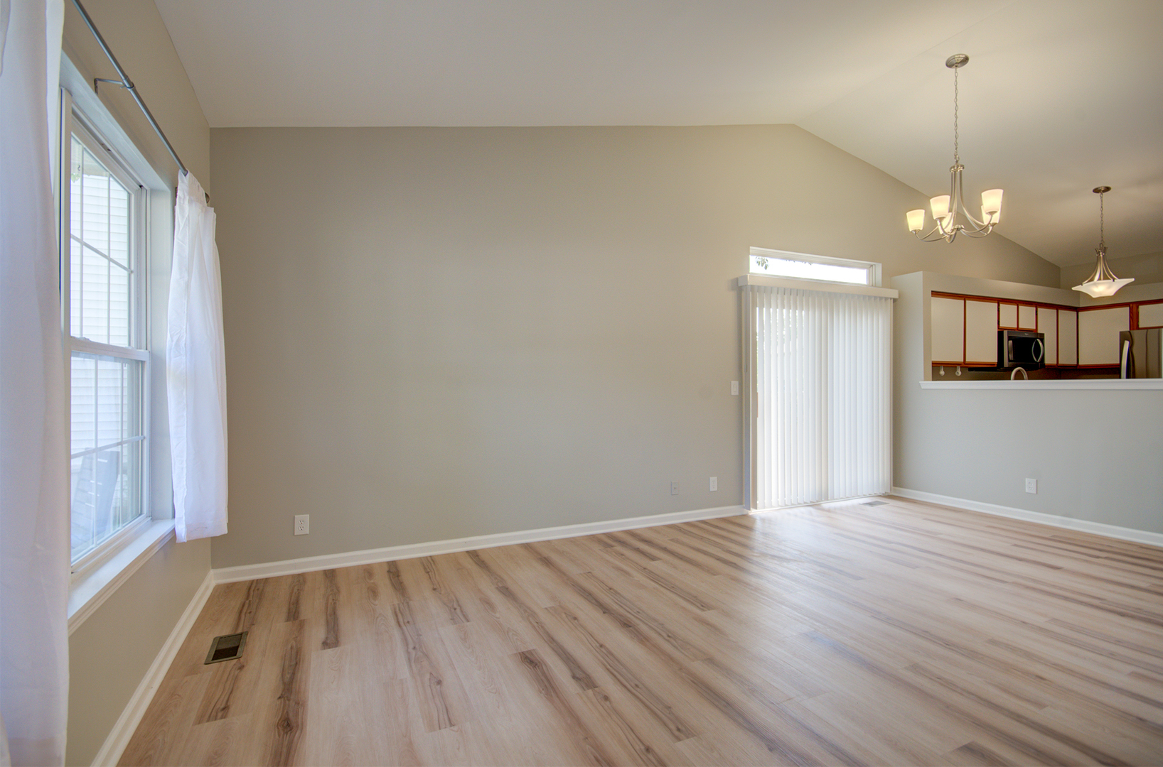 22245 W Natchez Court, Plainfield, IL 60544