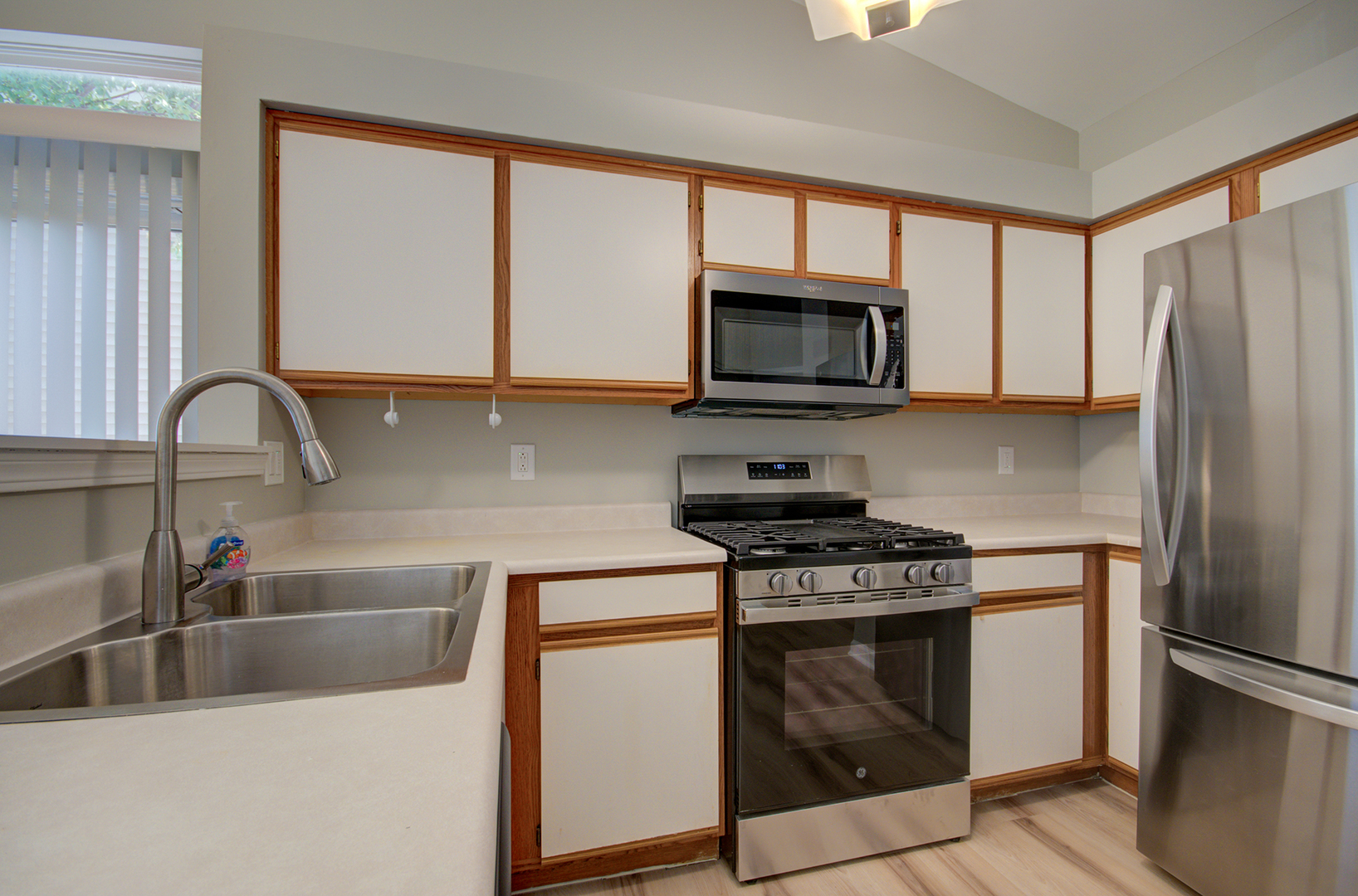22245 W Natchez Court, Plainfield, IL 60544