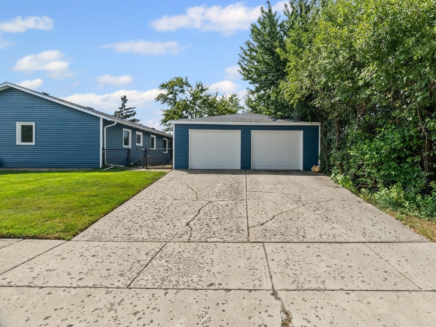 1124 LOVELL Court, Elk Grove Village, IL 60007