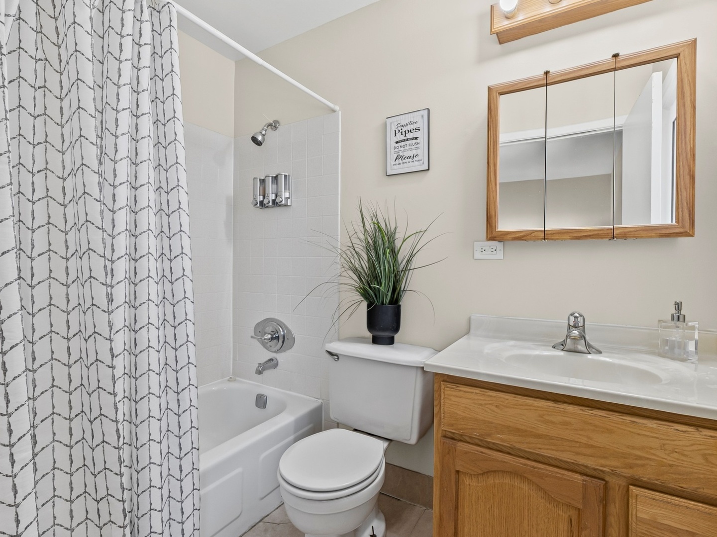 1124 LOVELL Court, Elk Grove Village, IL 60007