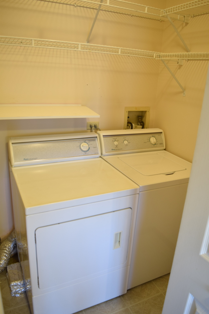 652 Mallard Court #C2, Bartlett, IL 60103