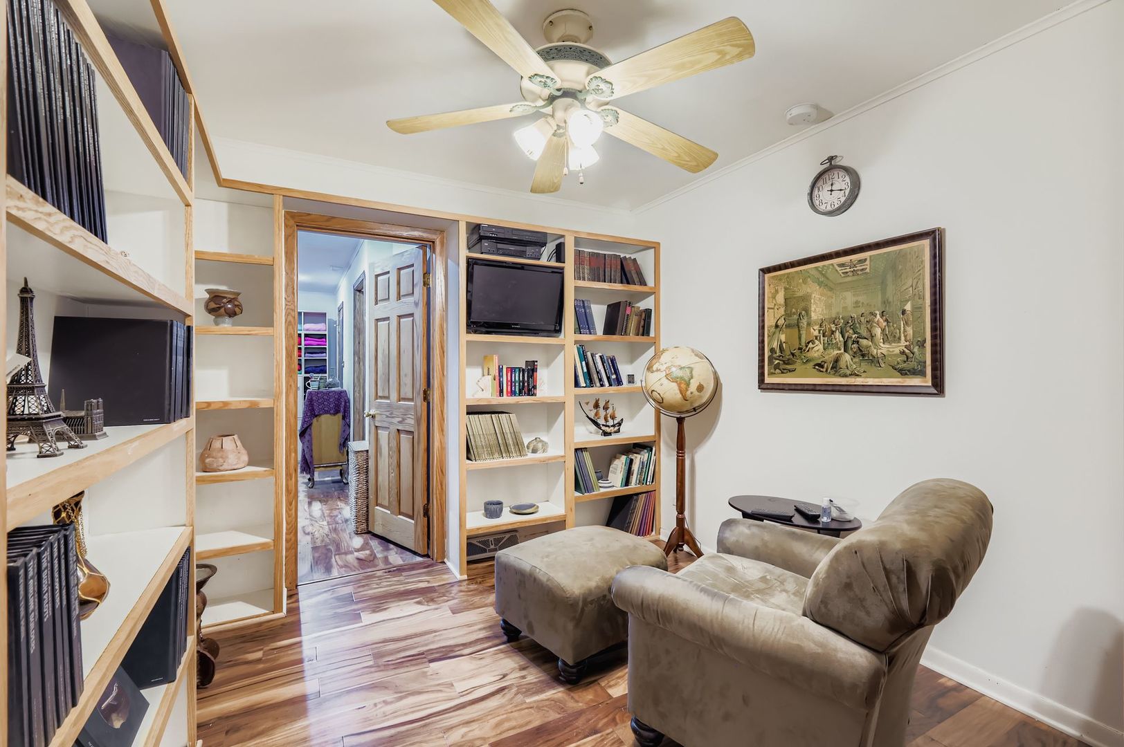 1450 S Stewart Avenue, Lombard, IL 60148