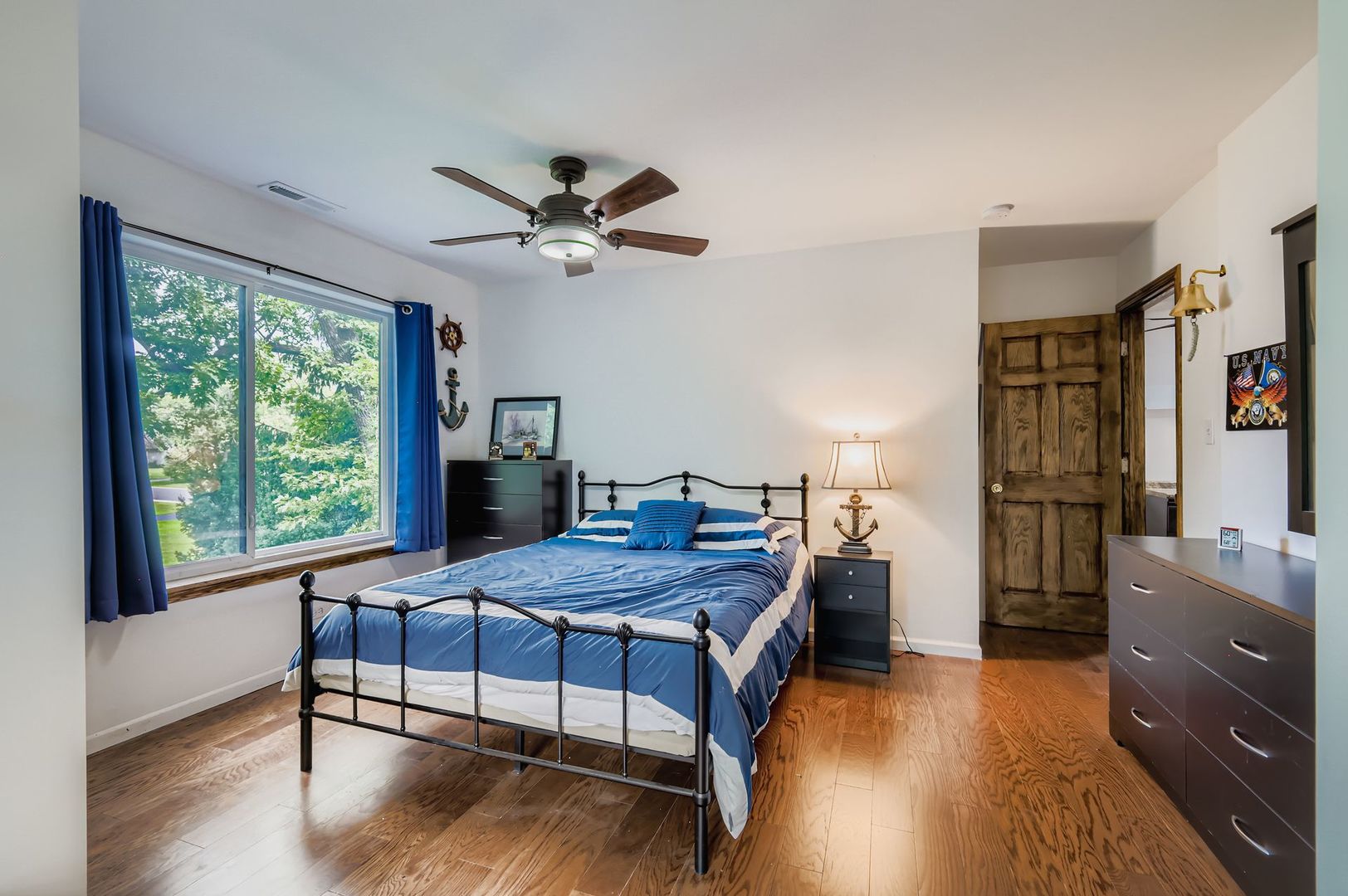 1450 S Stewart Avenue, Lombard, IL 60148