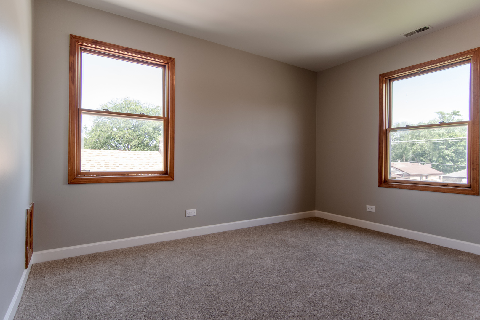 301 Bohland Avenue, Bellwood, IL 60104