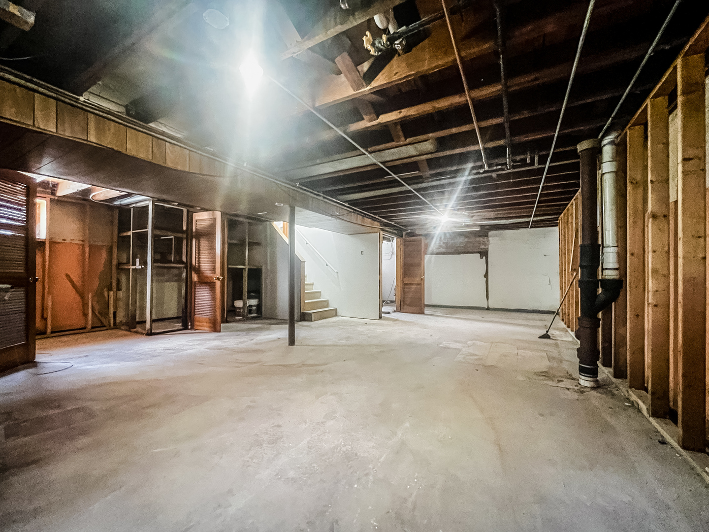 301 Bohland Avenue, Bellwood, IL 60104