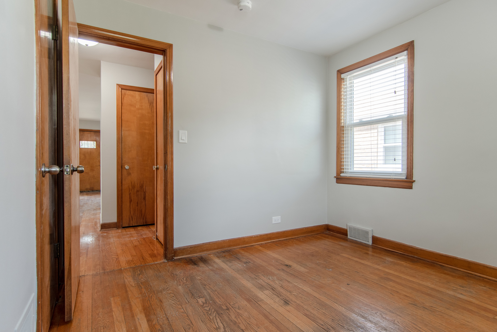 301 Bohland Avenue, Bellwood, IL 60104