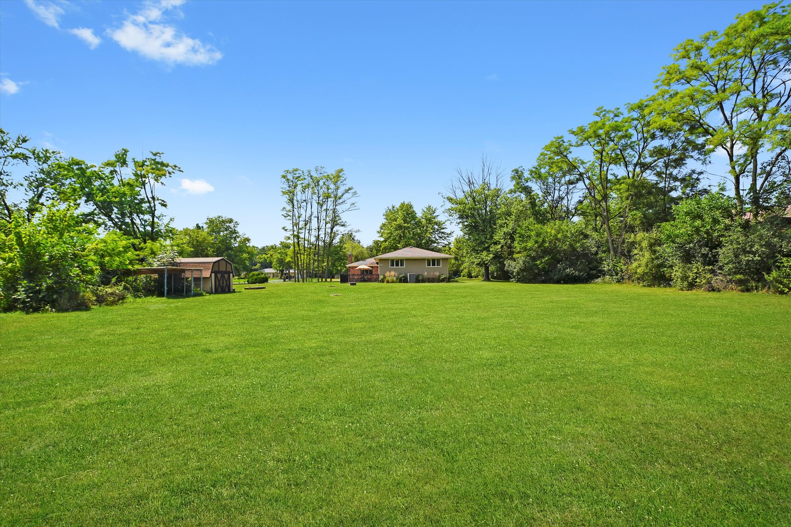 26521 S Greenwood Avenue, Crete, IL 60417