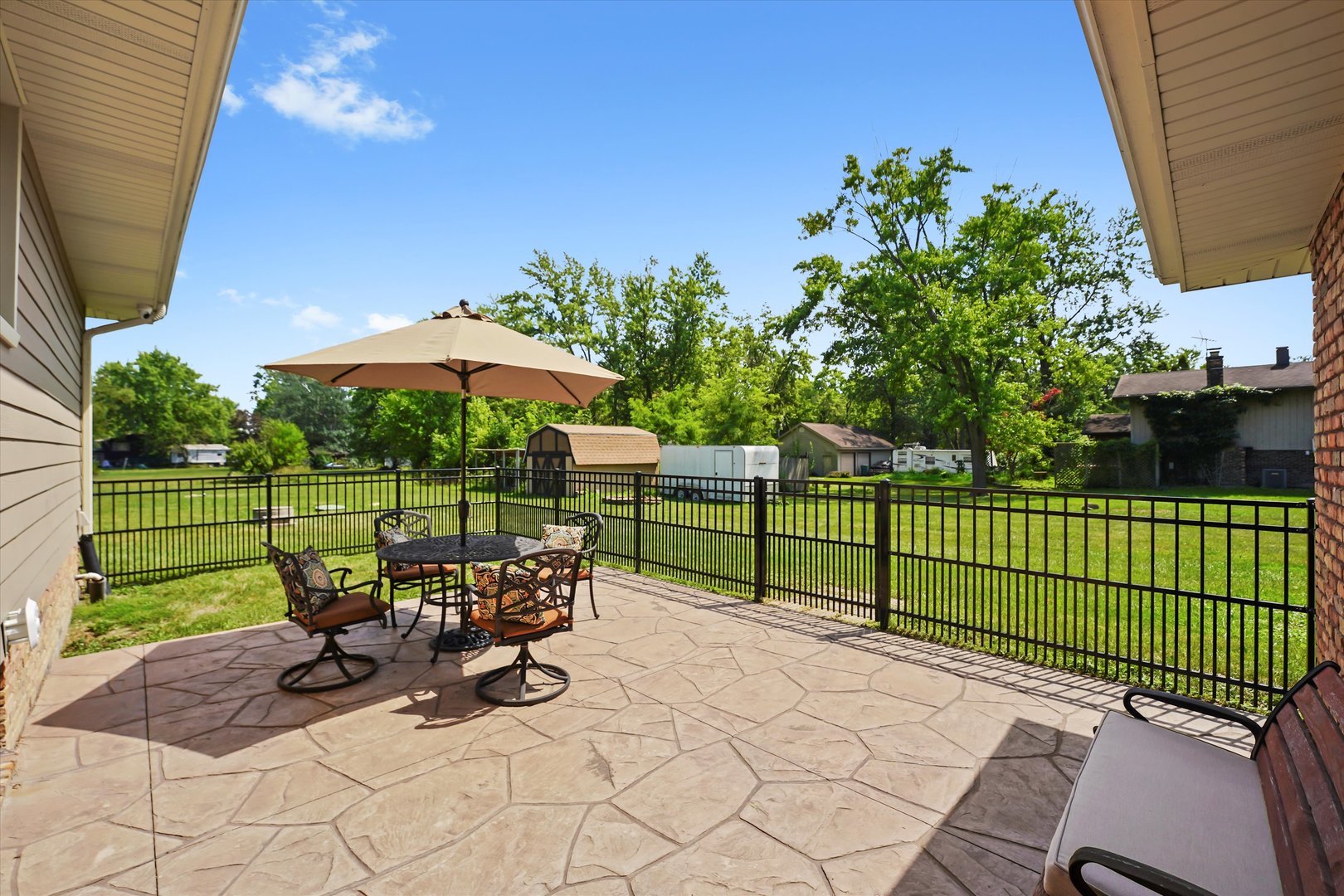 26521 S Greenwood Avenue, Crete, IL 60417