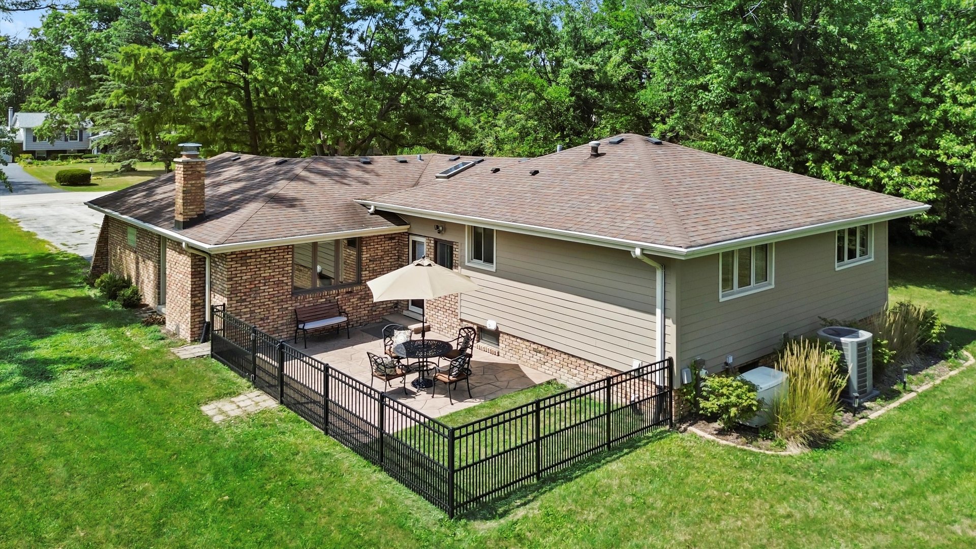 26521 S Greenwood Avenue, Crete, IL 60417